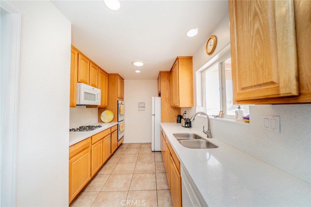 8767 Silver Rock Property Photo 9