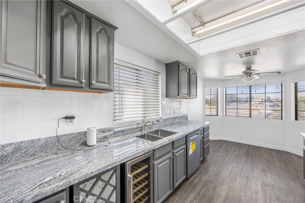 14873 Crofton Property Photo 8