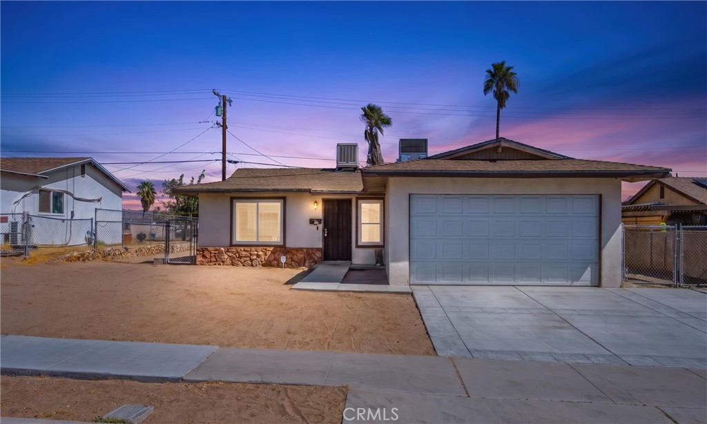 1933 Forane Property Photo 1