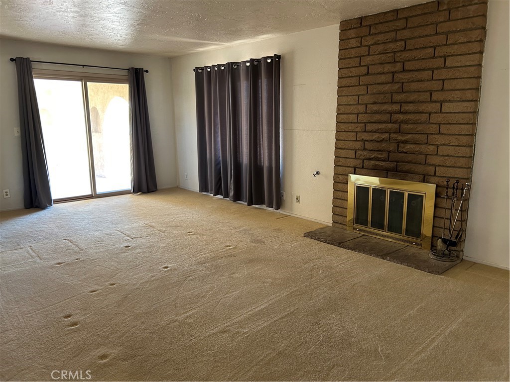 17035 Deodar Property Photo 10