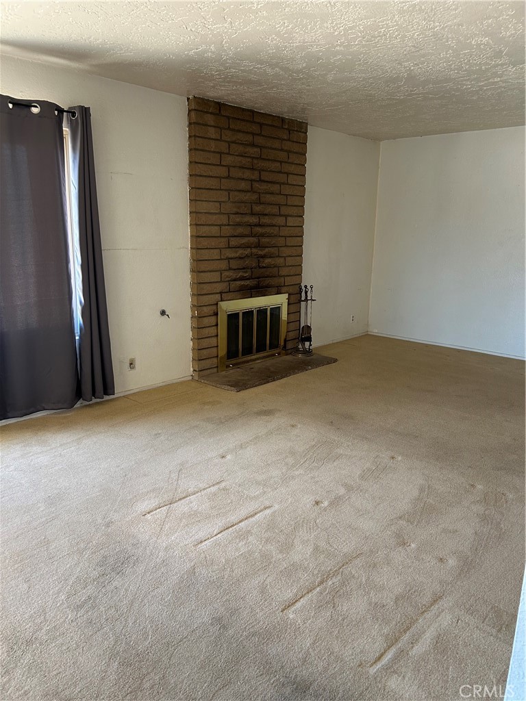 17035 Deodar Property Photo 11
