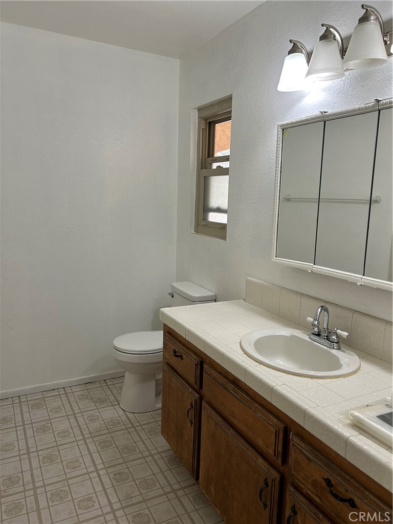 17035 Deodar Property Photo 18