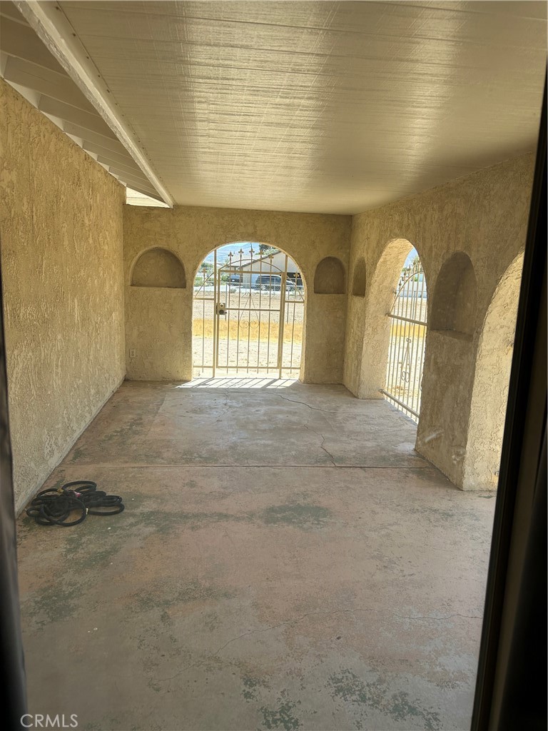 17035 Deodar Property Photo 25