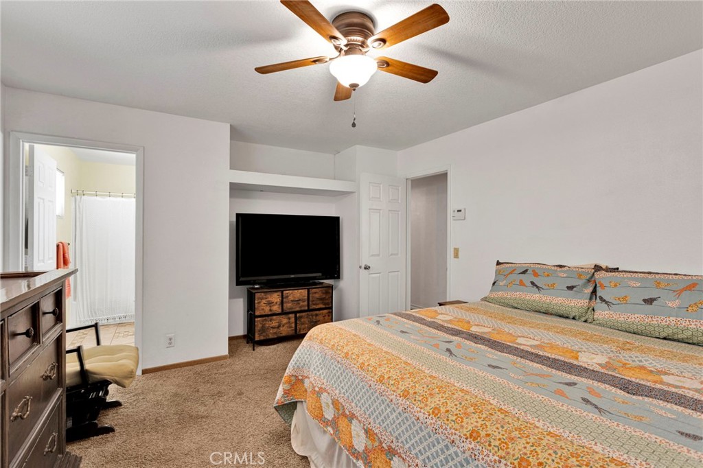 9515 Yucca Street Property Photo 28