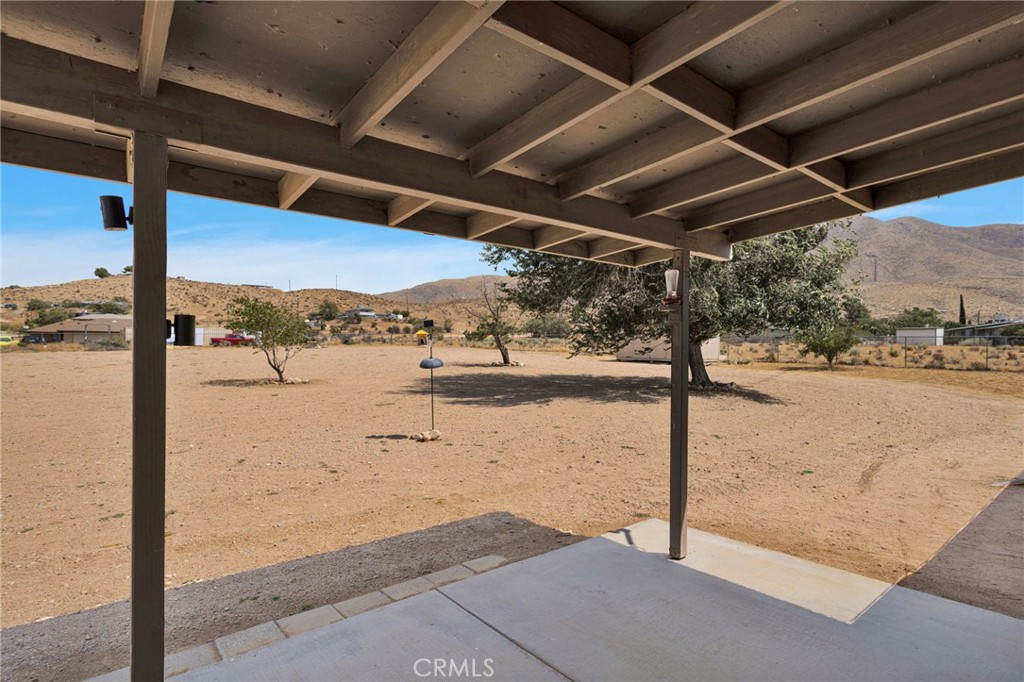 9515 Yucca Street Property Photo 31