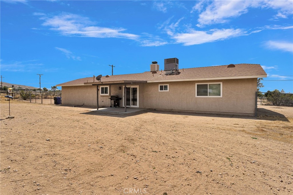 9515 Yucca Street Property Photo 34