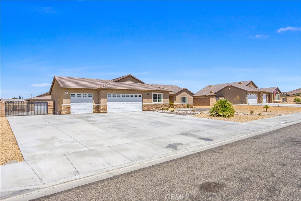 17858 Cabazon Property Photo 4