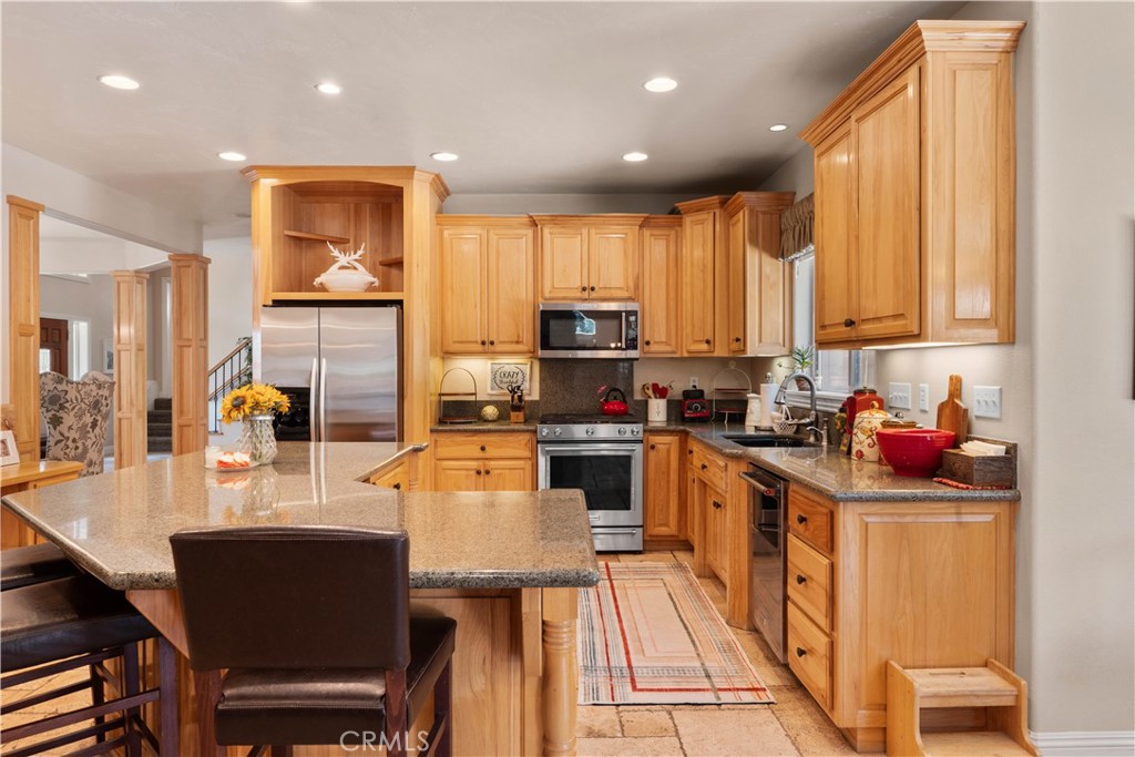 2473 Interlaken Court Property Photo 17