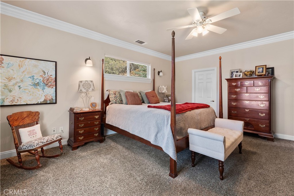 2473 Interlaken Court Property Photo 26