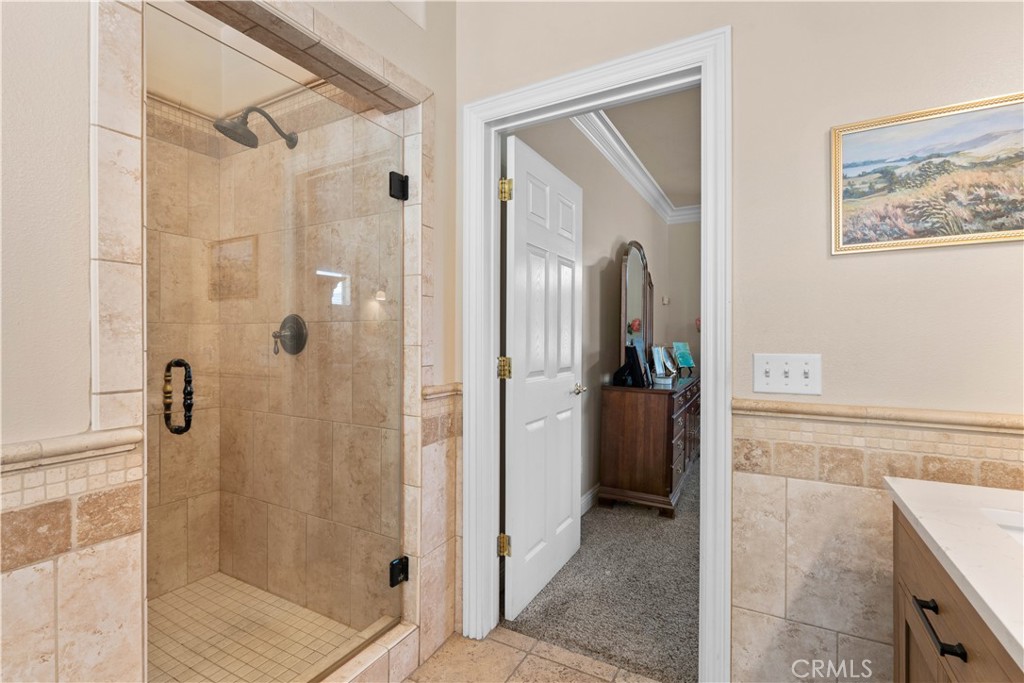 2473 Interlaken Court Property Photo 32