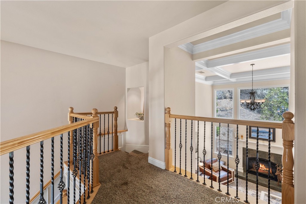 2473 Interlaken Court Property Photo 33