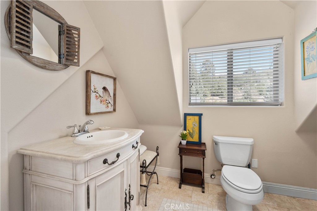 2473 Interlaken Court Property Photo 60