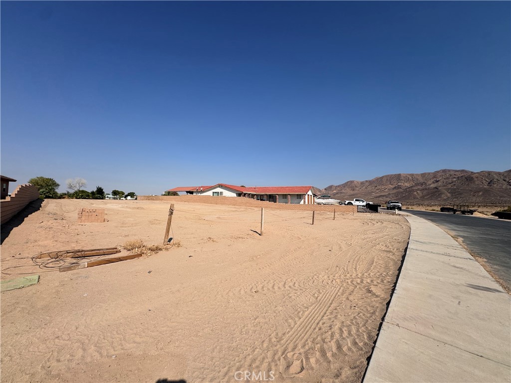 11315 Mountain View Road Property Photo 6