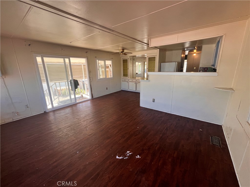 721 N Sunset Avenue 45 Property Photo 2