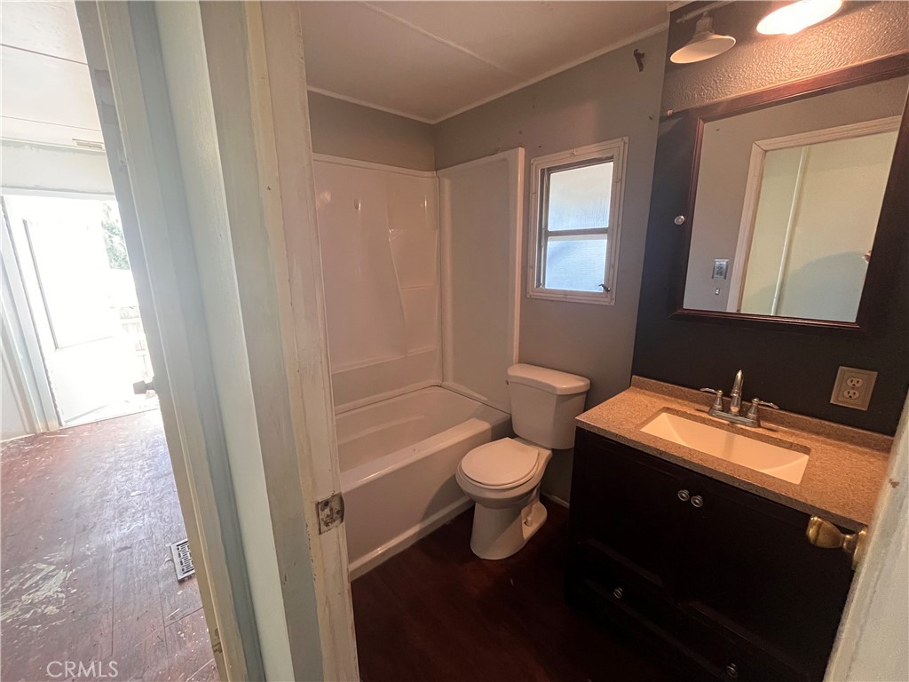 721 N Sunset Avenue 45 Property Photo 5