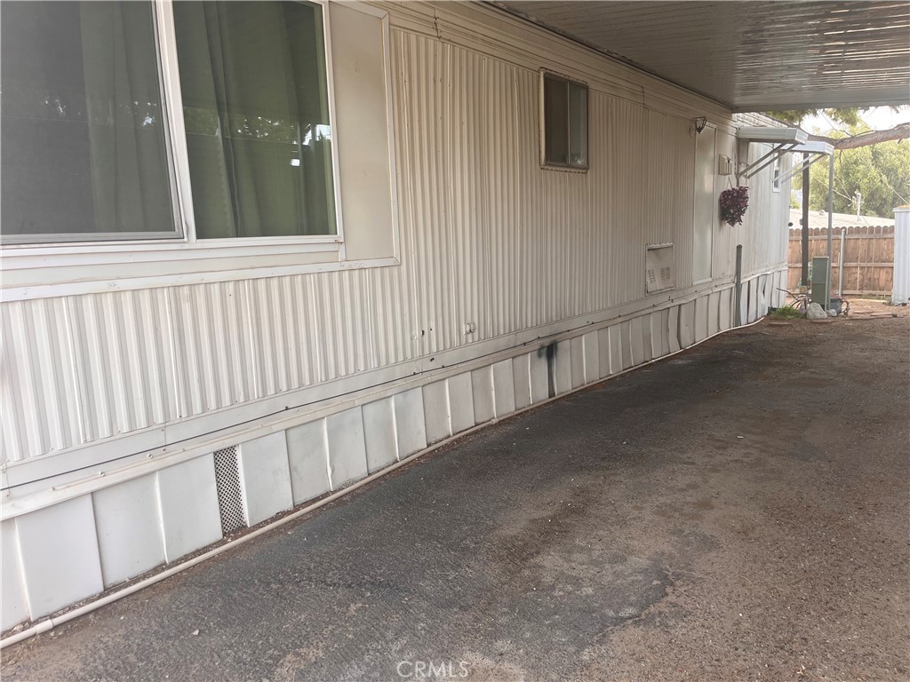 721 N Sunset Avenue 45 Property Photo 7