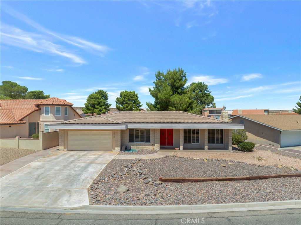 14714 Robin Lane Property Photo 3