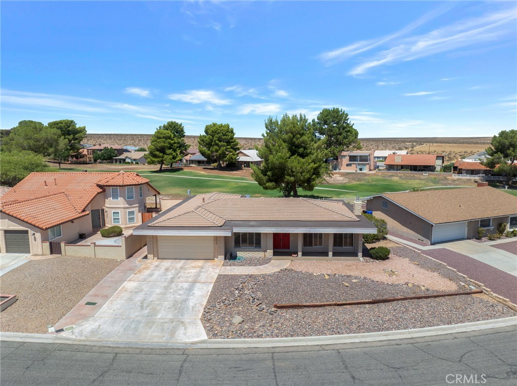 14714 Robin Lane Property Photo 4