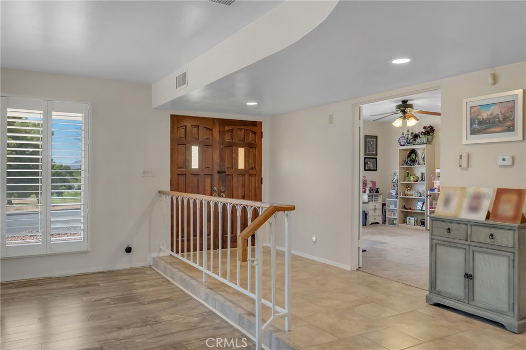 14714 Robin Lane Property Photo 12