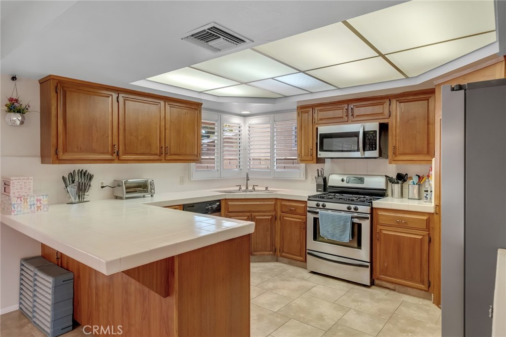 14714 Robin Lane Property Photo 23