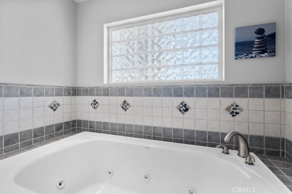 5360 Orchard Property Photo 25