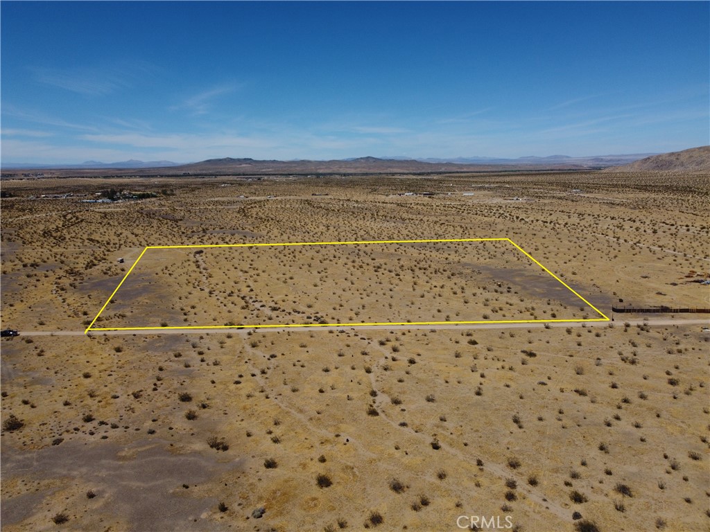 2 Yucca Trail Property Photo 1