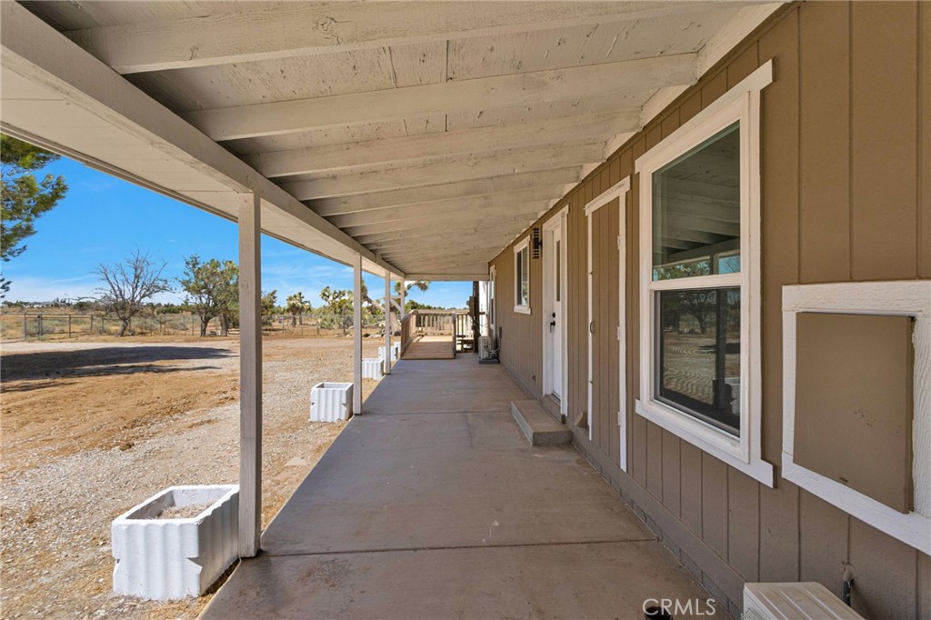 9283 Atsina Property Photo 4