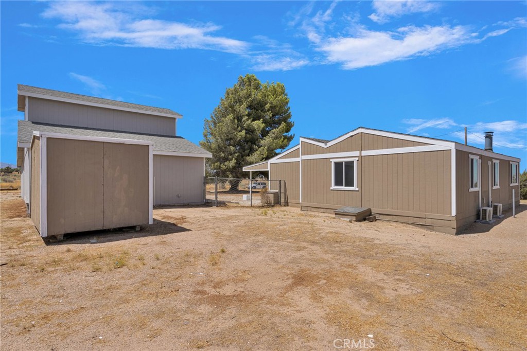 9283 Atsina Property Photo 39