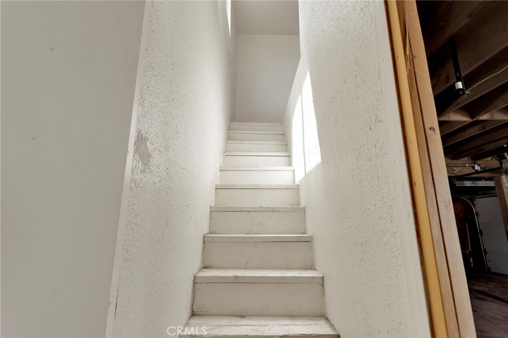 9283 Atsina Property Photo 47