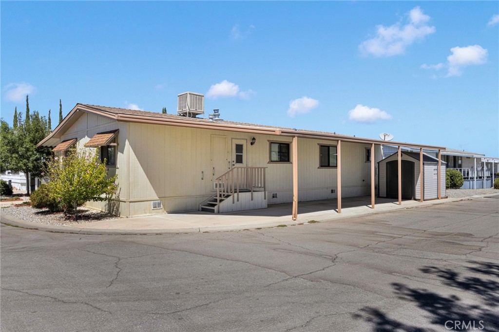 9161 Santa Fe Avenue E 29 Property Photo 8