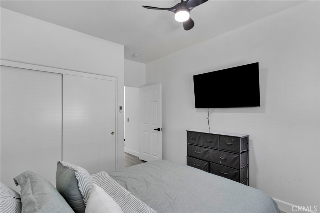 15033 Henderson Property Photo 19