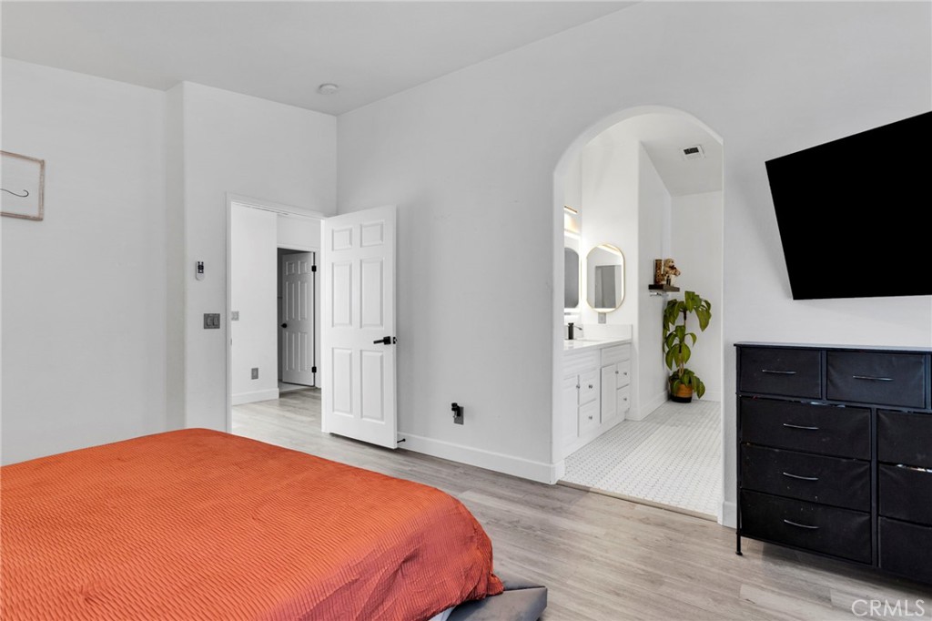 15033 Henderson Property Photo 29