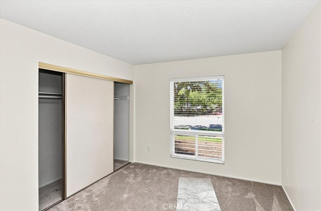 828 E Highland Avenue Property Photo 24