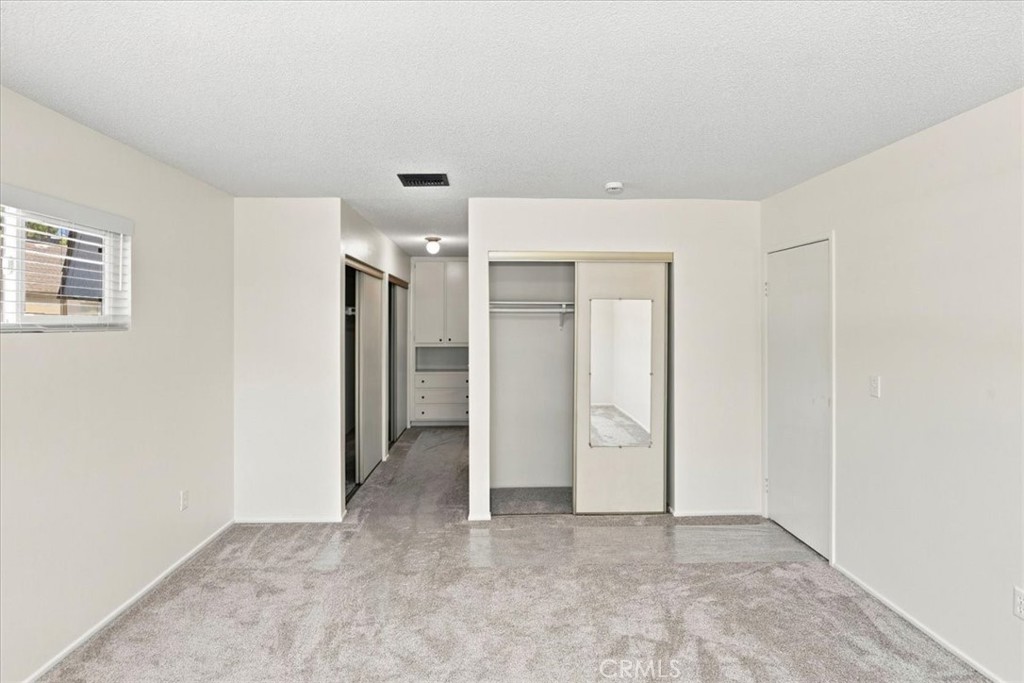 828 E Highland Avenue Property Photo 28