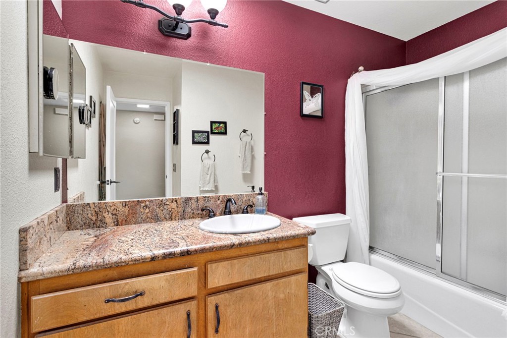 14941 Walnut Street Property Photo 19