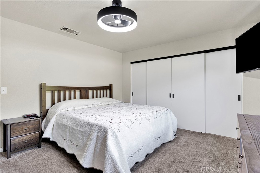 14941 Walnut Street Property Photo 21
