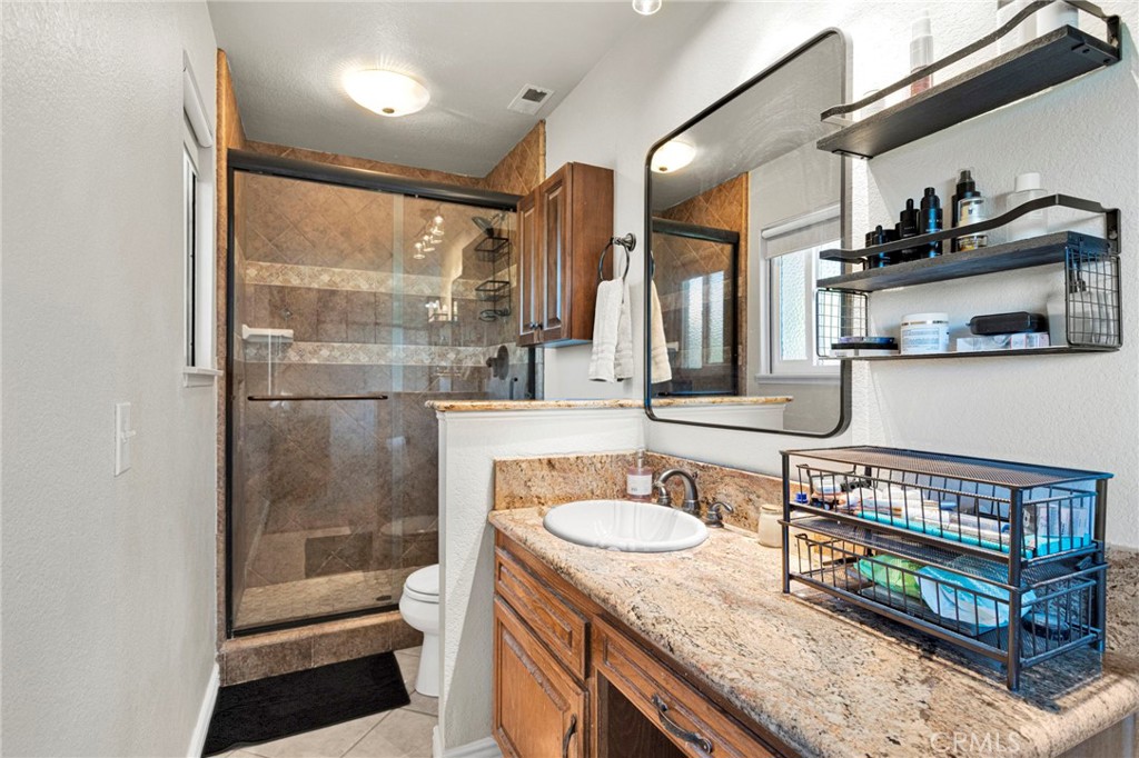 14941 Walnut Street Property Photo 24