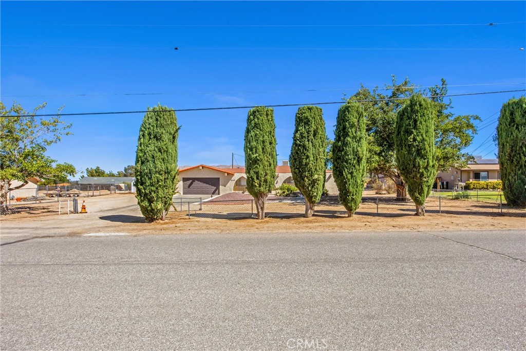 9419 Guava Property Photo 3