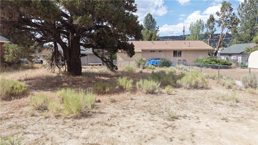 111 3rd Ln Property Photo 8