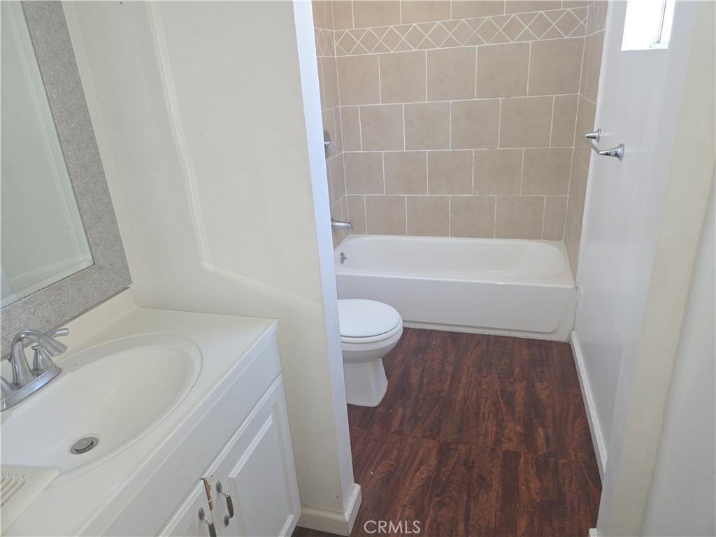 4910 Nobel Street Property Photo 22