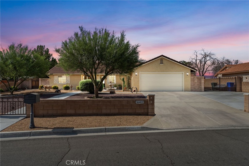 16412 Pauhaska Property Photo 1