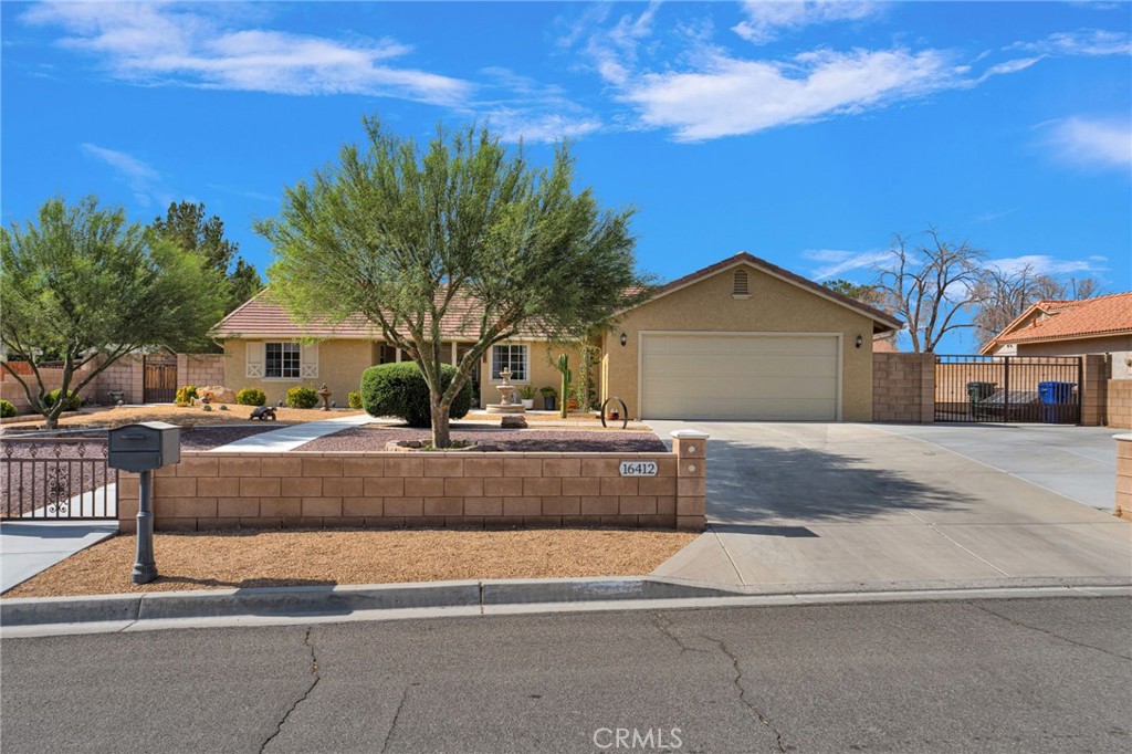 16412 Pauhaska Property Photo 3