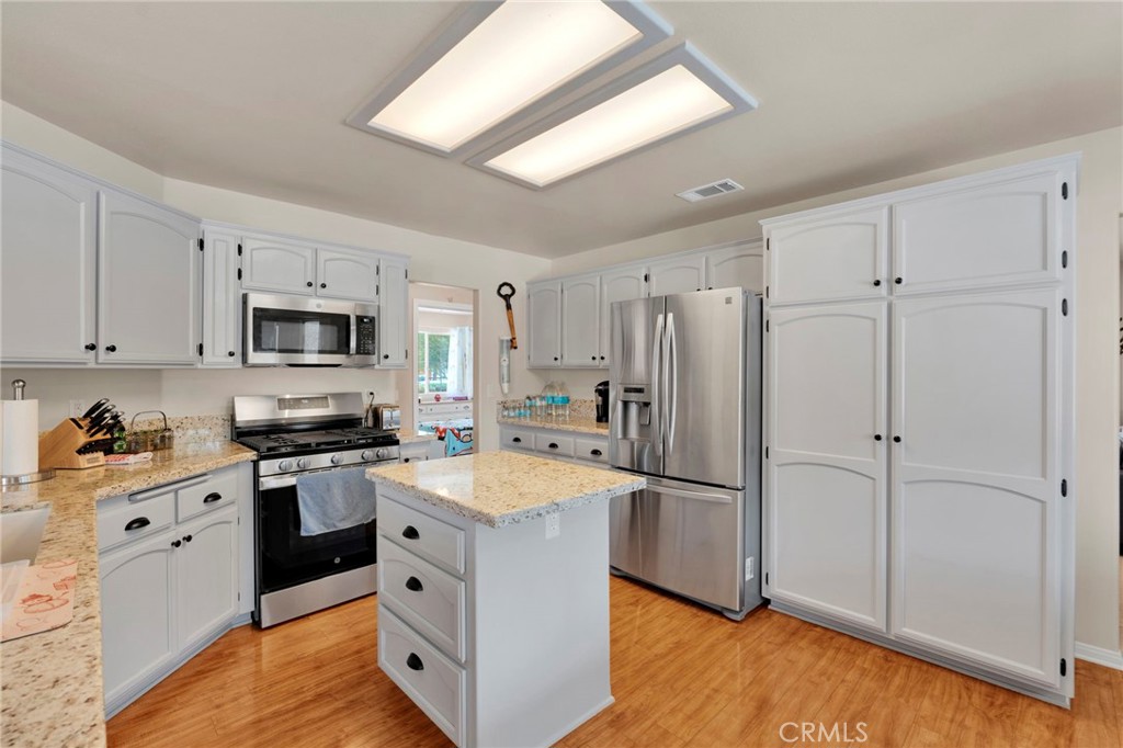 16412 Pauhaska Property Photo 13