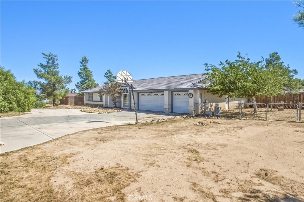 17821 Mauna Loa Property Photo 5