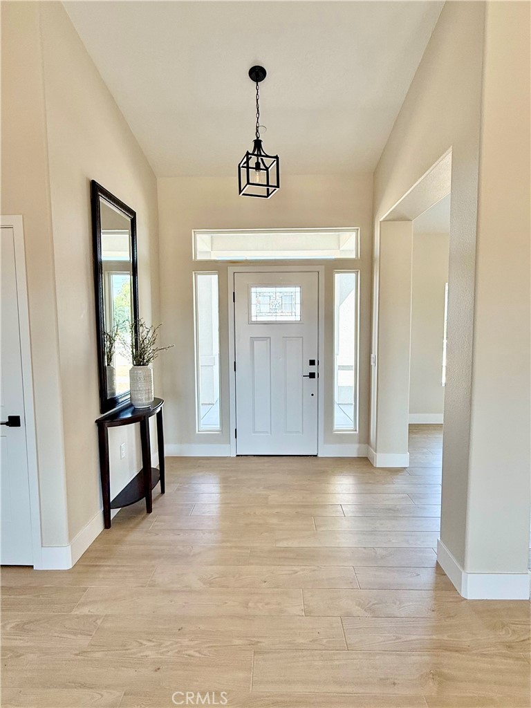 10583 Valencia Street Property Photo 3