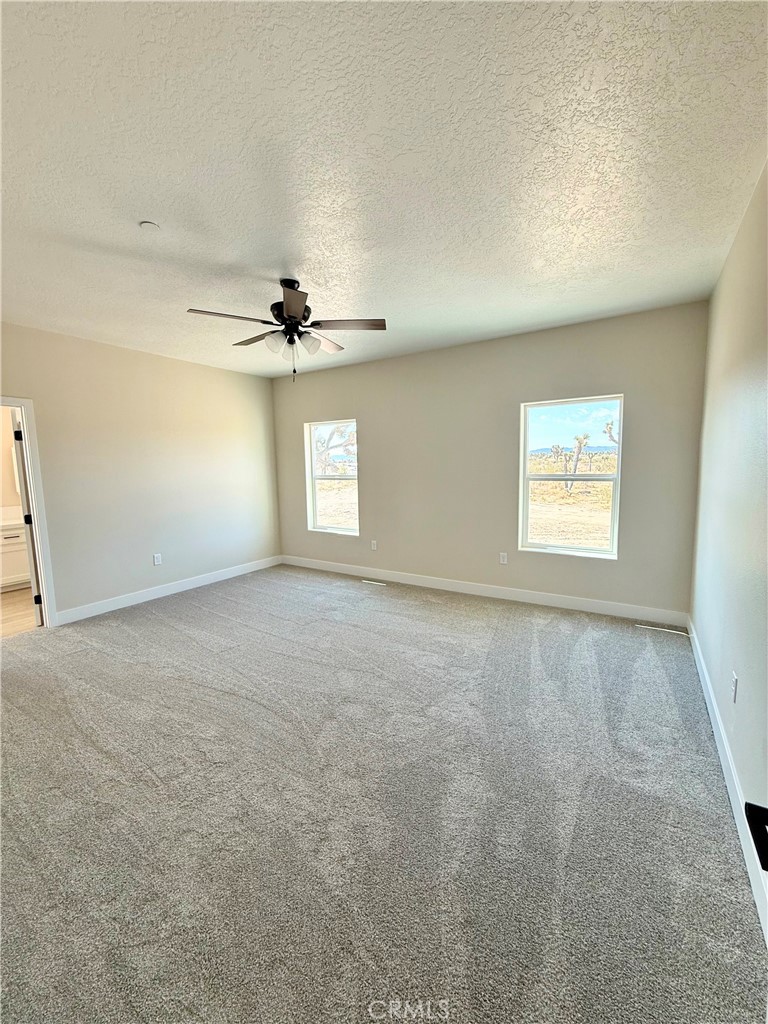 10583 Valencia Street Property Photo 12
