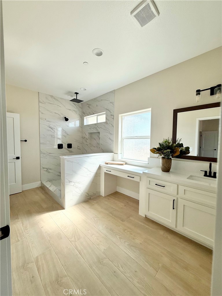 10583 Valencia Street Property Photo 15