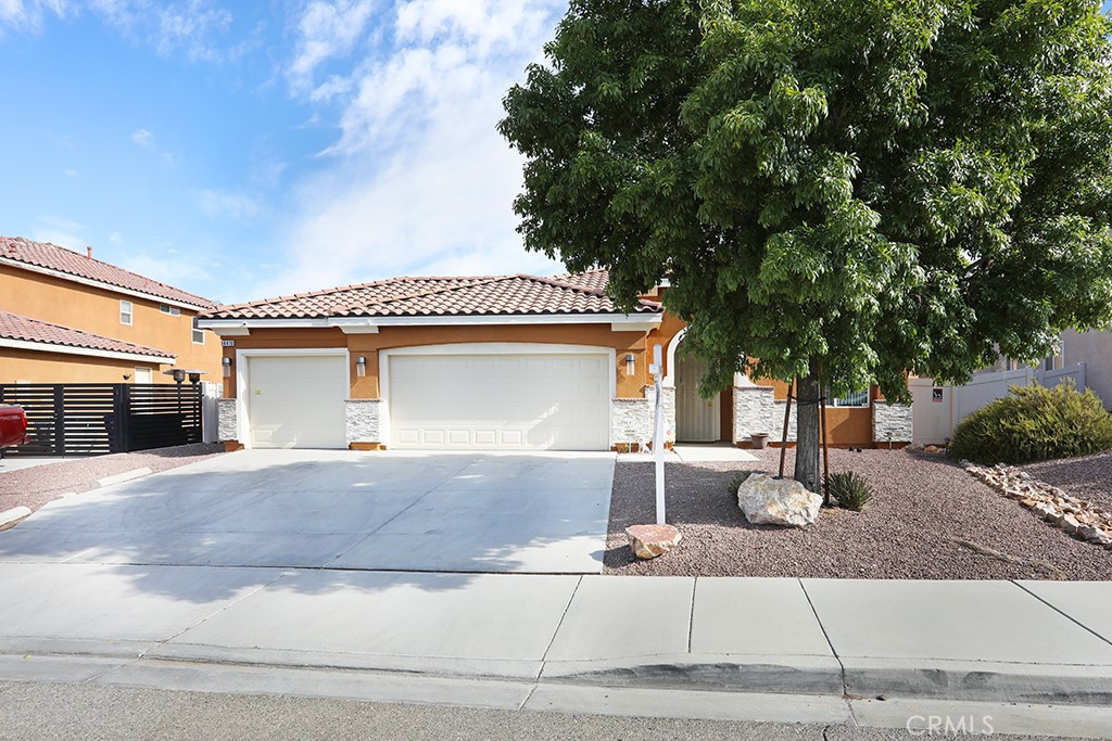 14410 Chumash Place Property Photo 2
