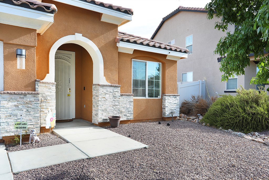 14410 Chumash Place Property Photo 3