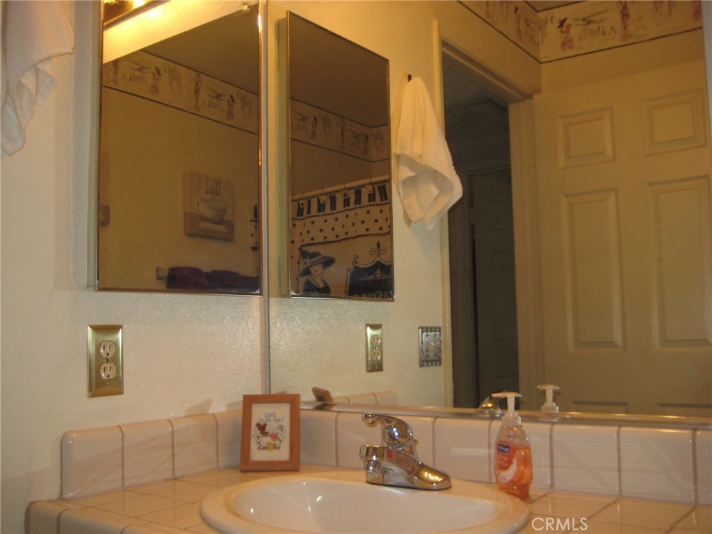 19109 Arthur Property Photo 12